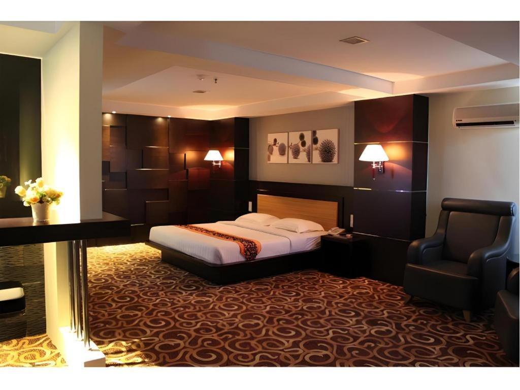 89 Hotel Batam Nagoya Exterior foto