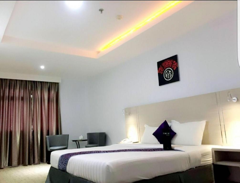 89 Hotel Batam Nagoya Exterior foto