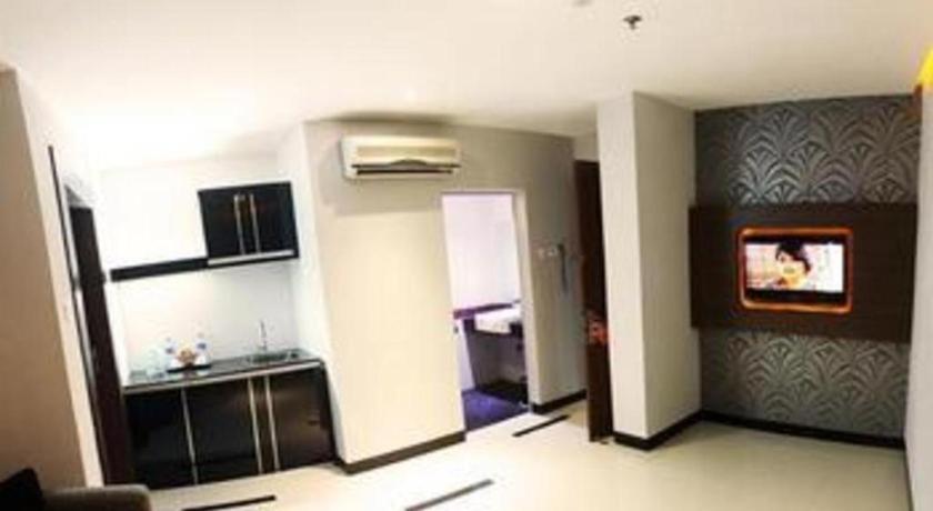 89 Hotel Batam Nagoya Exterior foto