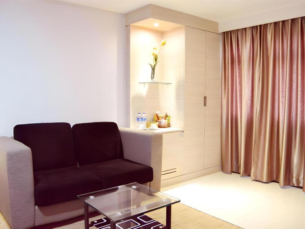 89 Hotel Batam Nagoya Exterior foto